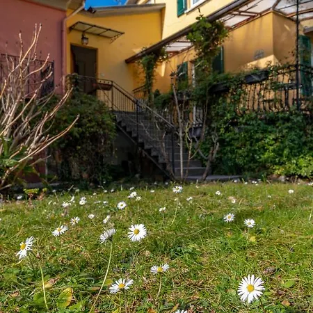 Casa Carlo Apartment *